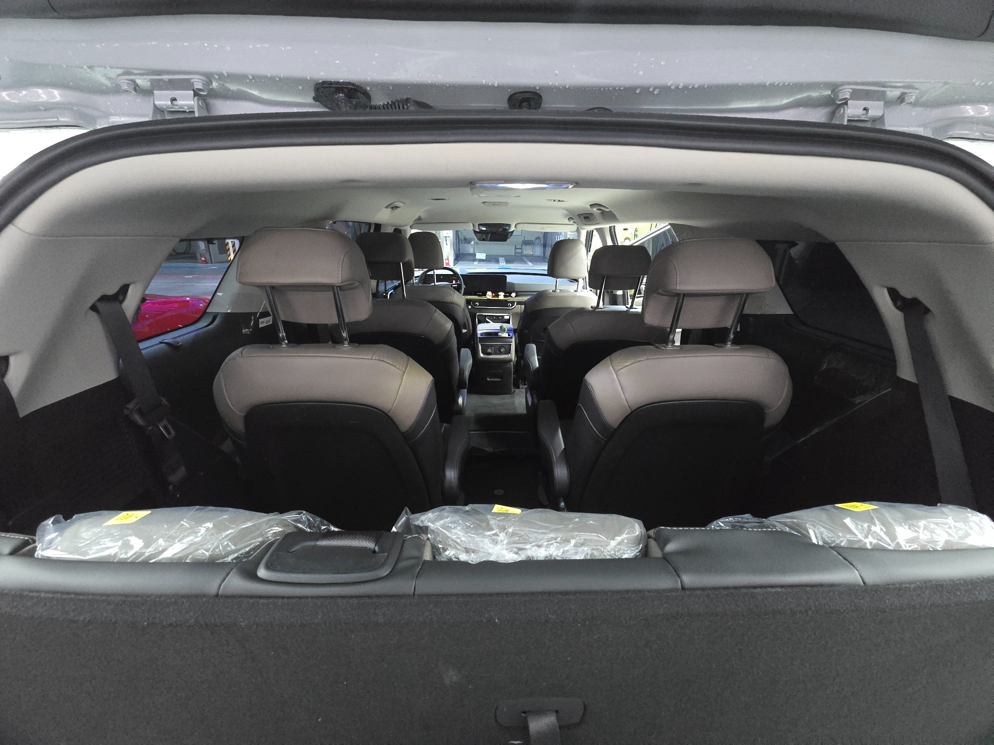 프리미엄 VAN luggage space